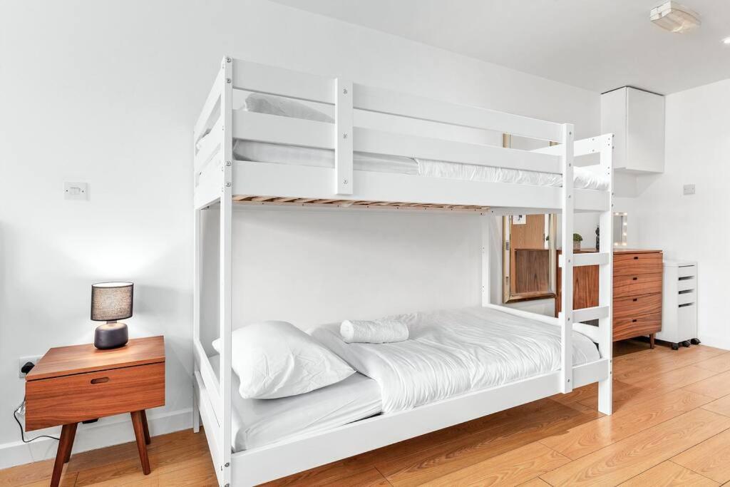 דירות Piccadilly Haven, Flat In London Vr12 מראה חיצוני תמונה