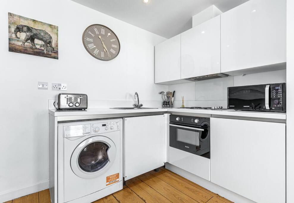דירות Piccadilly Haven, Flat In London Vr12 מראה חיצוני תמונה